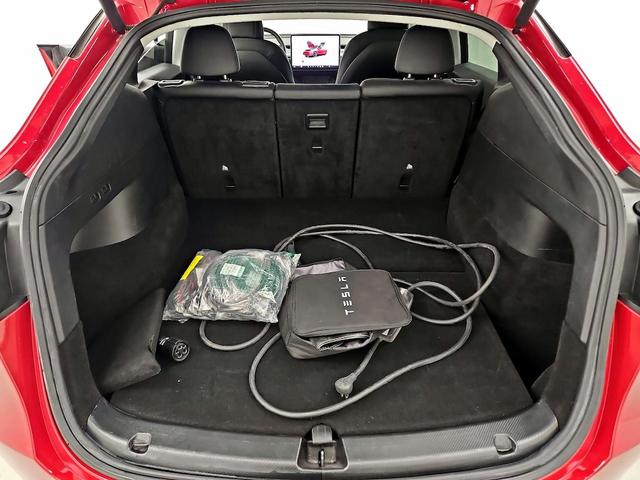 Photo of 2022 Red Tesla Model Y