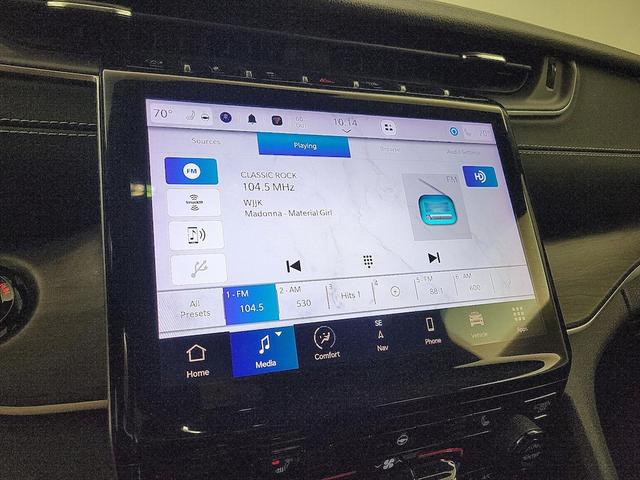 Photo of 2023 Black Jeep Grand Cherokee
