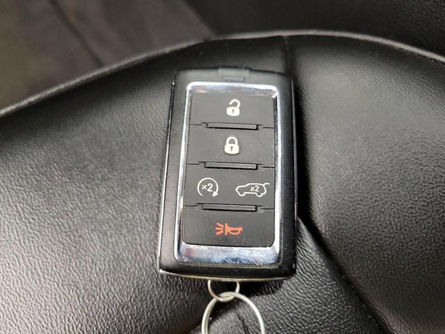 Photo of 2023 Black Jeep Grand Cherokee