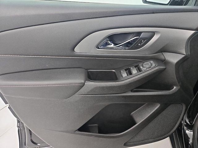 Photo of 2019 Black Chevrolet Traverse