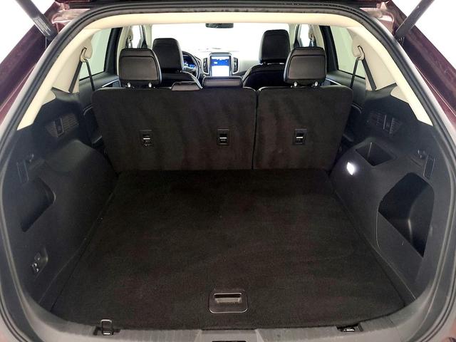 Photo of 2022 Burgundy Ford Edge