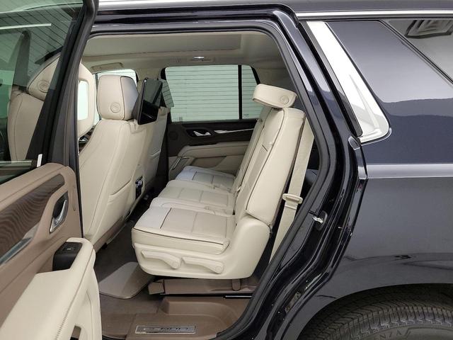 Photo of 2021 Blue GMC Yukon