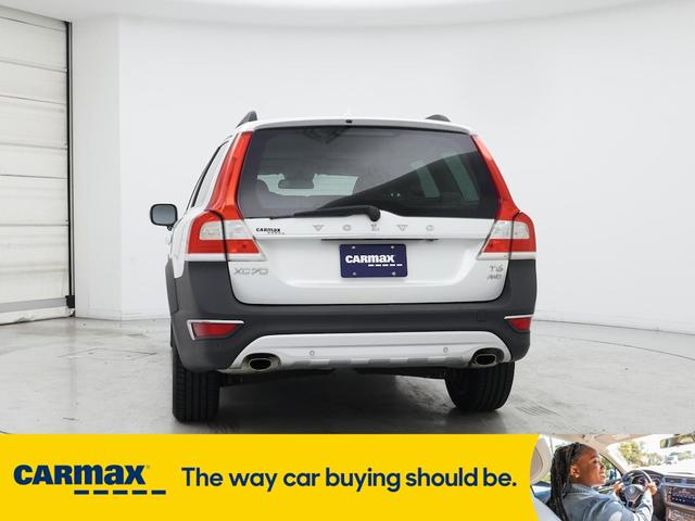 Photo of 2015 White Volvo XC70