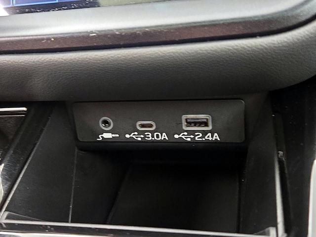 Photo of 2024 White Subaru Outback