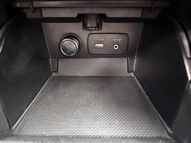 Photo of 2018 Tan Subaru Outback