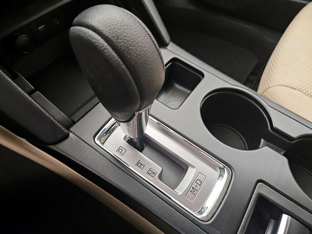 Photo of 2018 Tan Subaru Outback