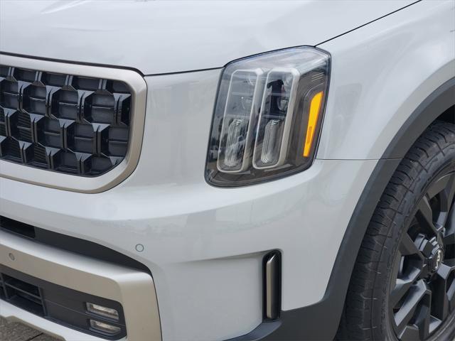 Photo of 2023 Wolf Gray Kia Telluride