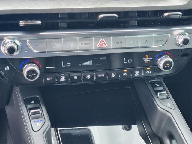 Photo of 2023 Wolf Gray Kia Telluride