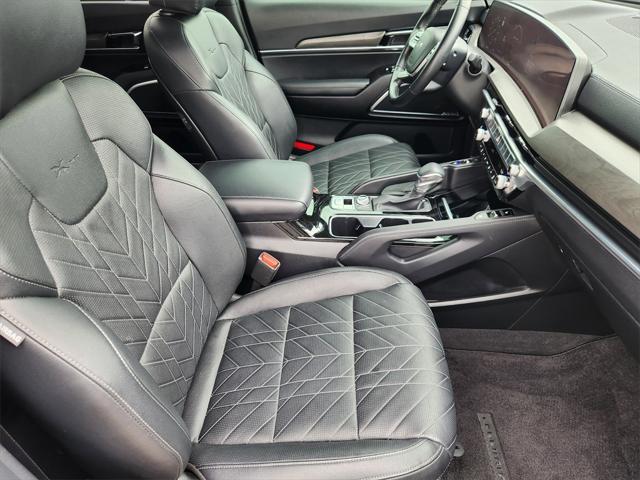 Photo of 2023 Wolf Gray Kia Telluride