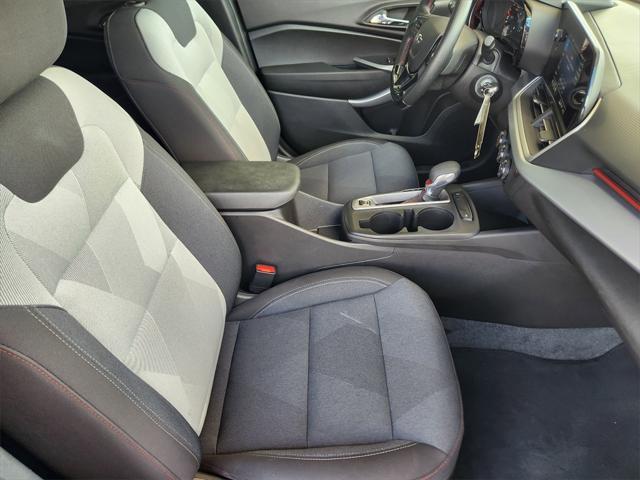 Photo of 2024 Sterling Gray Metallic Chevrolet Trax