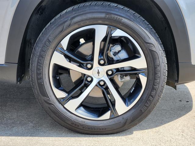 Photo of 2024 Sterling Gray Metallic Chevrolet Trax