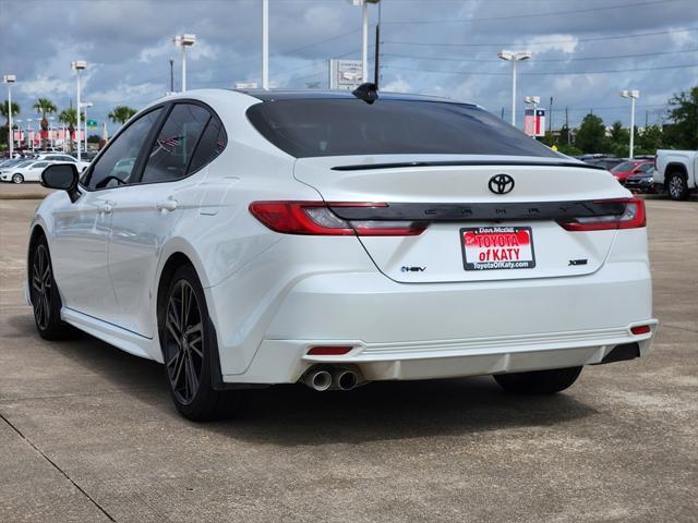Photo of 2025 Pearl Toyota Camry