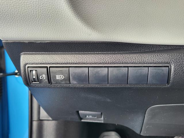 Photo of 2019 Blue Flame Toyota Corolla