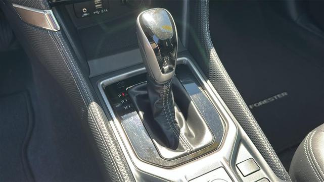 Photo of 2024 Crystal White Pearl Subaru Forester