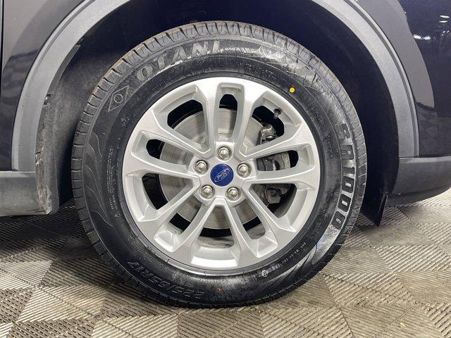 Photo of 2022 Agate Black Metallic Ford Escape
