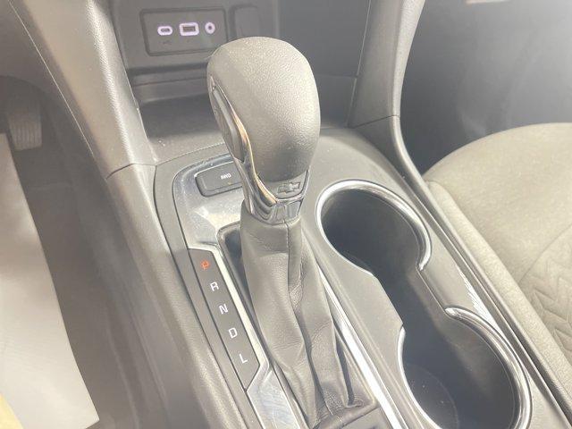 Photo of 2022 Summit White Chevrolet Equinox