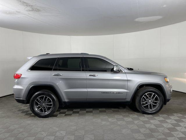 Photo of 2018 Billet Silver Metallic Clearcoat Jeep Grand Cherokee