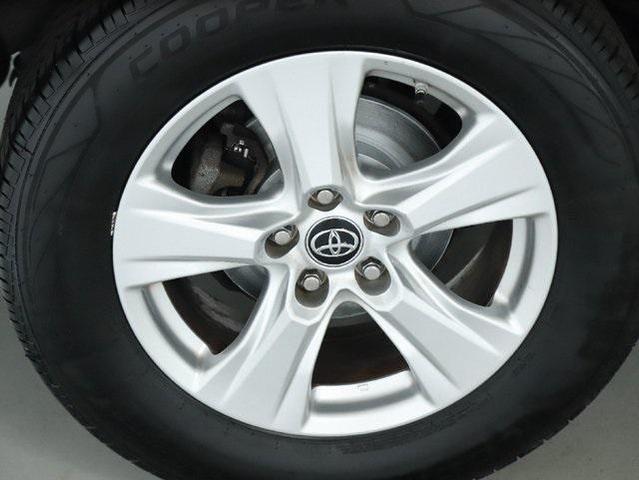 Photo of 2019 Silver Sky Metallic Toyota RAV4
