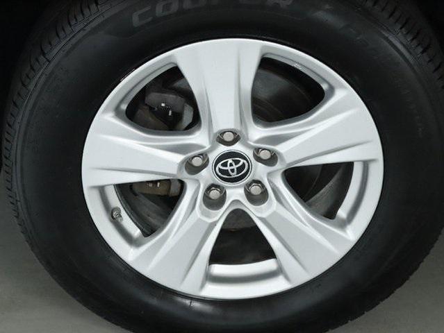 Photo of 2019 Silver Sky Metallic Toyota RAV4