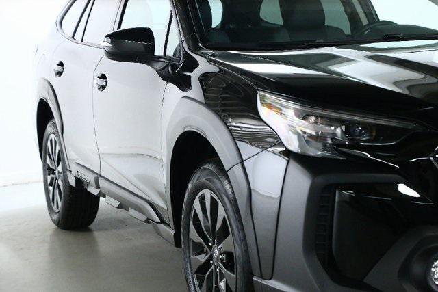 Photo of 2025 Crystal Black Silica Subaru Outback