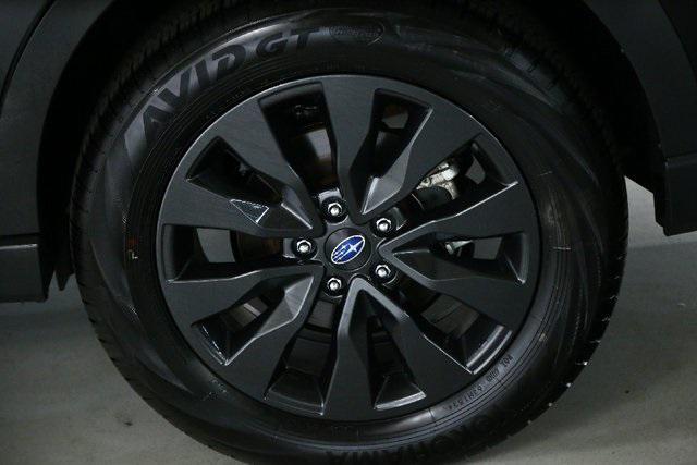 Photo of 2025 Crystal Black Silica Subaru Outback
