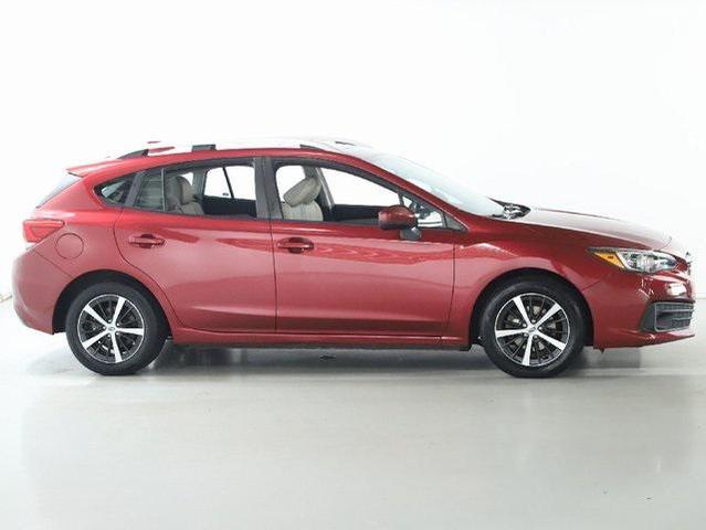 Photo of 2022 Crimson Red Pearl Subaru Impreza