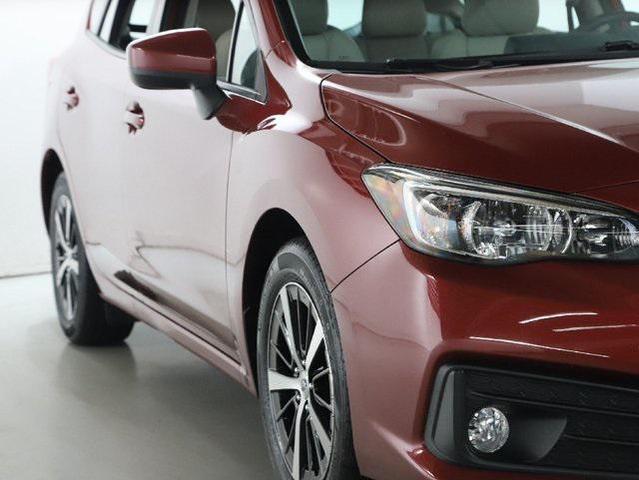 Photo of 2022 Crimson Red Pearl Subaru Impreza