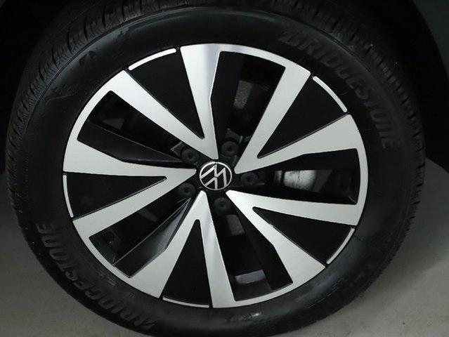 Photo of 2023 Blue Volkswagen Taos
