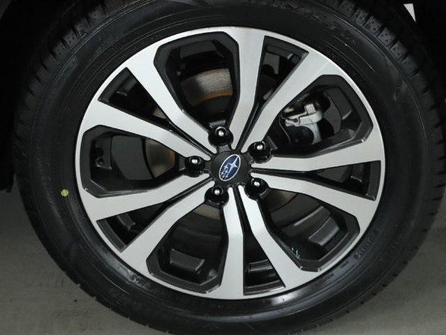Photo of 2022 Magnetite Gray Metallic Subaru Forester
