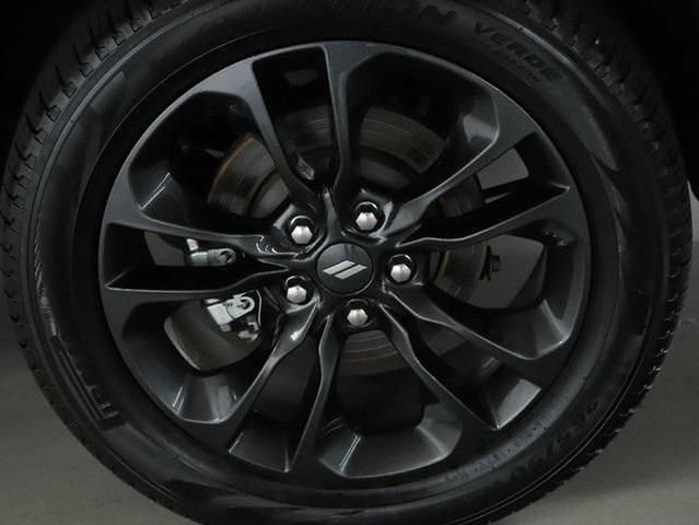 Photo of 2022 Octane Red Pearlcoat Dodge Durango
