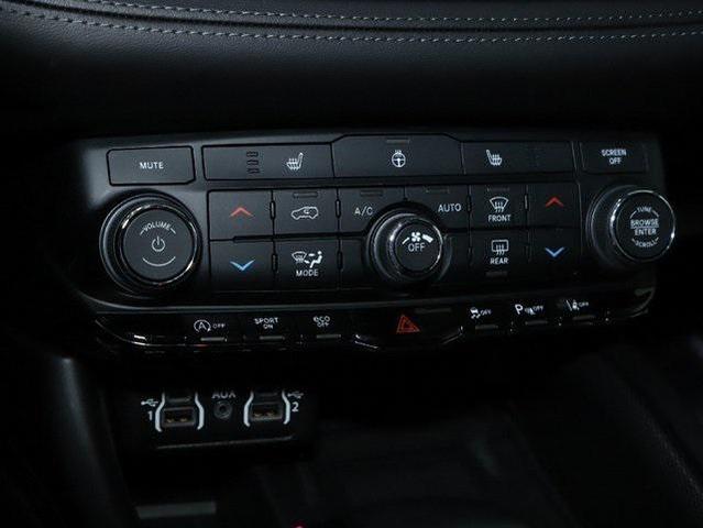 Photo of 2022 Octane Red Pearlcoat Dodge Durango