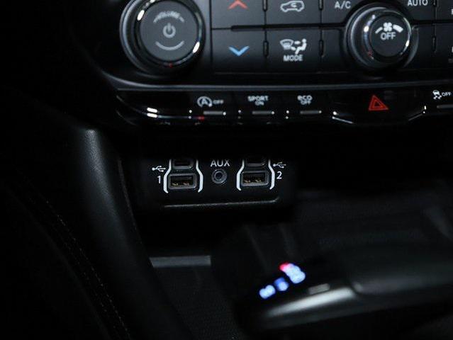 Photo of 2022 Octane Red Pearlcoat Dodge Durango
