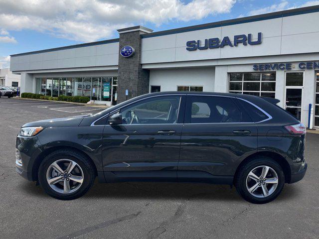 Photo of 2022 Forged Green Metallic Ford Edge