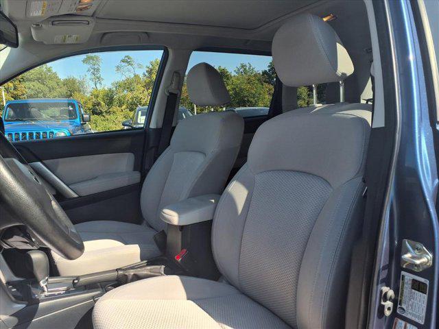 Photo of 2015 Quartz Blue Pearl Subaru Forester