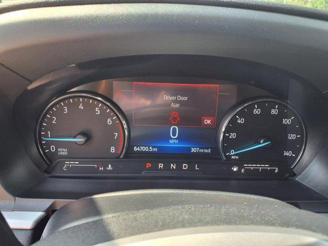 Photo of 2022 White Ford Explorer