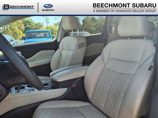 Photo of 2023 Pearl White Tricoat Nissan Murano