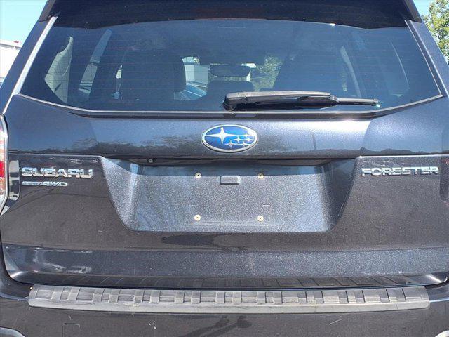 Photo of 2018 Dark Gray Metallic Subaru Forester