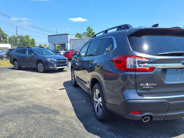 Photo of 2025 Magnetite Gray Metallic Subaru Ascent