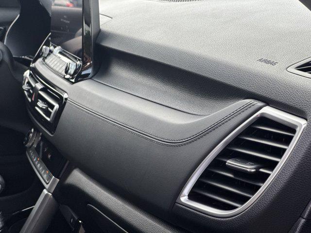 Photo of 2023 Gravity Gray Kia Seltos