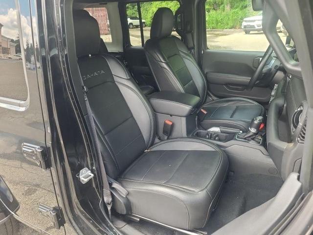 Photo of 2022 Black Clearcoat Jeep Wrangler Unlimited 4xe