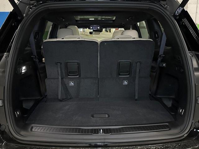 Photo of 2025 Diamond Black Jeep Grand Cherokee L