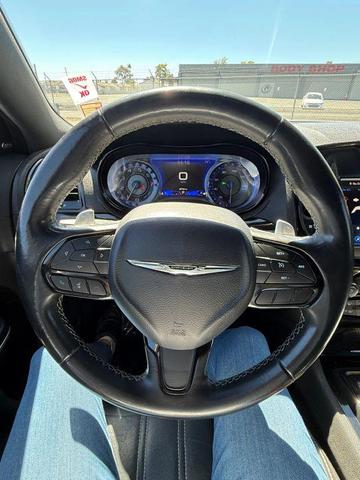 Photo of 2020 Bright White Clearcoat Chrysler 300