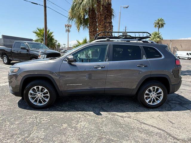 Photo of 2019 Diamond Black Crystal Pearlcoat Jeep Cherokee