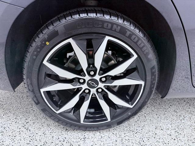 Photo of 2023 Dark Ash Metallic Chevrolet Malibu