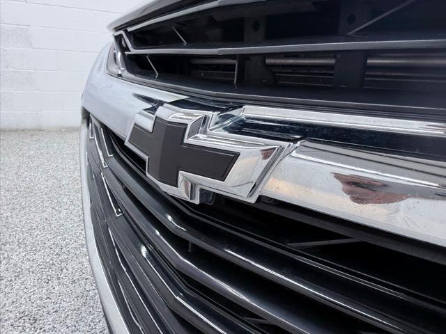 Photo of 2023 Dark Ash Metallic Chevrolet Malibu