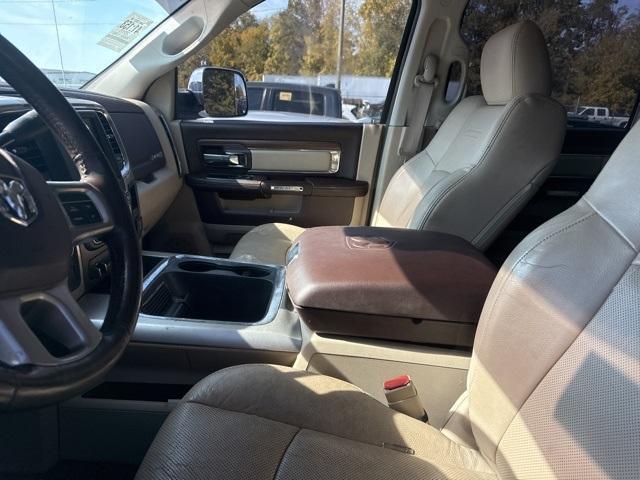 Photo of 2016 Bright White Clearcoat RAM 2500