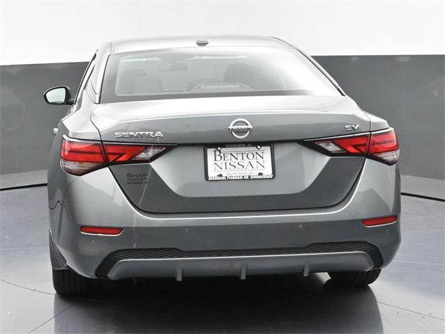 Photo of 2022 Gun Metallic Nissan Sentra
