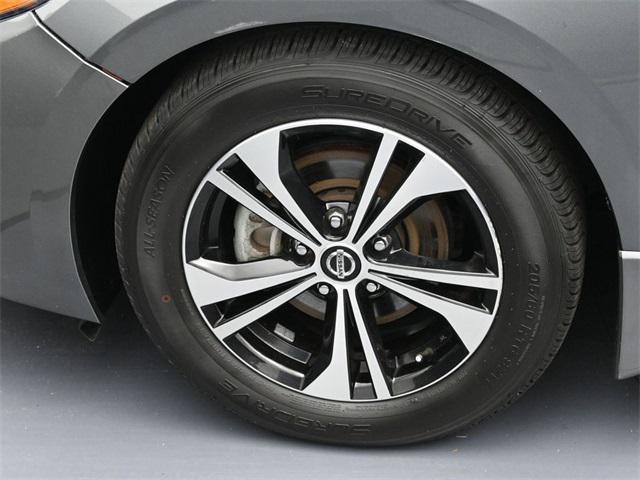 Photo of 2022 Gun Metallic Nissan Sentra