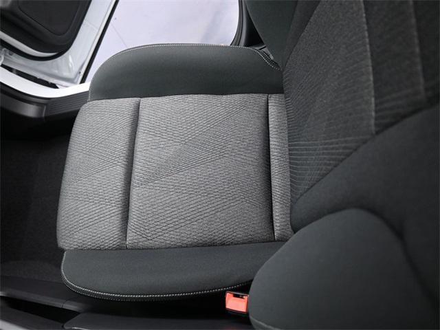 Photo of 2026 Everest White Pearl Tricoat Nissan Rogue