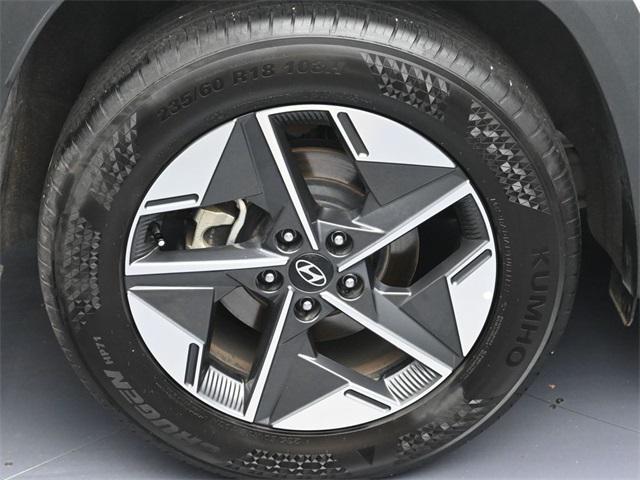 Photo of 2025 Serenity White Pearl Hyundai TUCSON